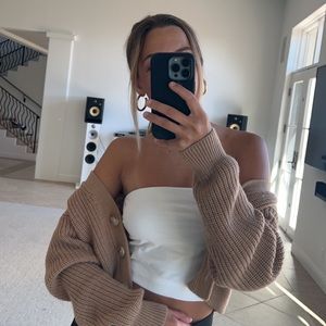 Aritzia Cardigan brand new!